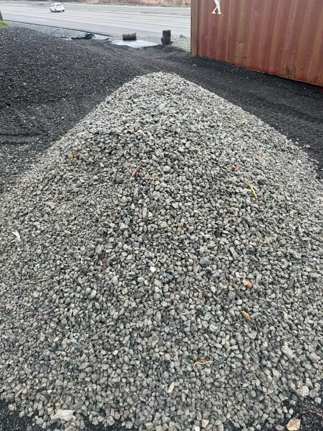 Free Gravel