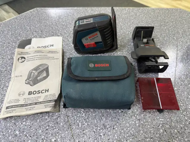Bosch GLL 2-45 2 Line Red Laser Level Kit with Mount and case