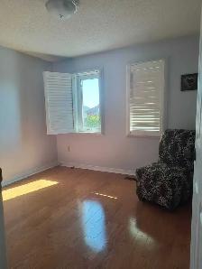Room for rent in richmond hill - Photo 4