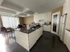 Furnished, PRIVATE Bath, Parking, Central, Immediate or Nov 01st - Photo 6