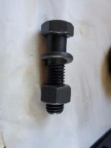 LARGE QUANTITY OF BOLTS LOCK WASHERS AND NUT