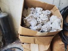 LARGE QUANTITY OF BOLTS LOCK WASHERS AND NUT - Photo 6