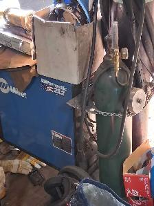 MILLERMATIC 212 ELECTRIC WELDER - Photo 2