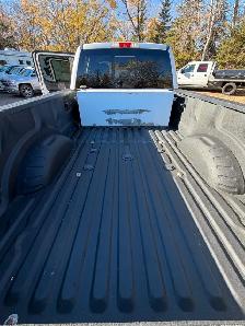 2017 Ford F-350 Lariat 6.7L Power Stroke Diesel – SRW Long Box - Photo 5