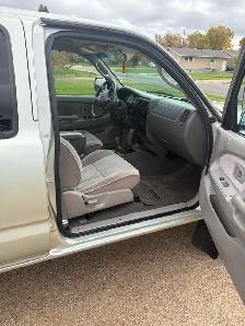 2003 Toyota Tacoma - Photo 8