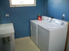 3 Bedroom House - Photo 10