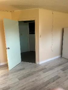 TWO BEDROOM BASEMENT SUITE - Photo 2