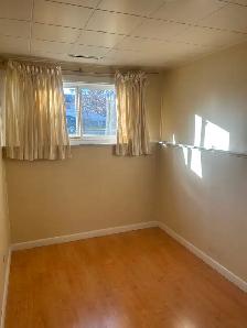 TWO BEDROOM BASEMENT SUITE - Photo 4