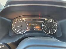2025 Nissan Rogue - LOW MILEAGE, MINT CONDITION, CLEAN CARFAX - Photo 8