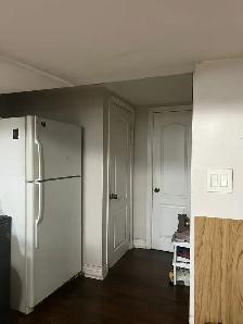3 Bedroom 2 Washroom House For Rent In Brampton - Photo 3