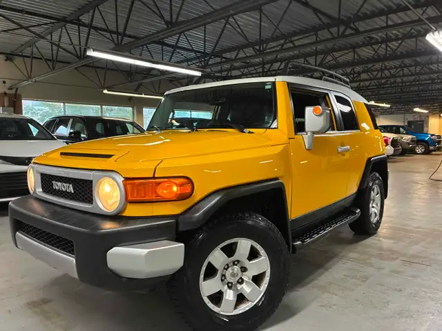 2010 TOYOTA FJ CRUISER 4X4 AUTOMATIC