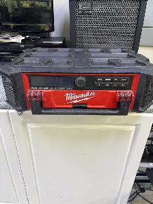 Milwaukee 2950 Packout Radio and Charger