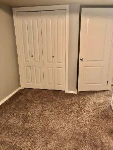 1 Bedroom 1 Bathroom Basement   Den - Photo 5