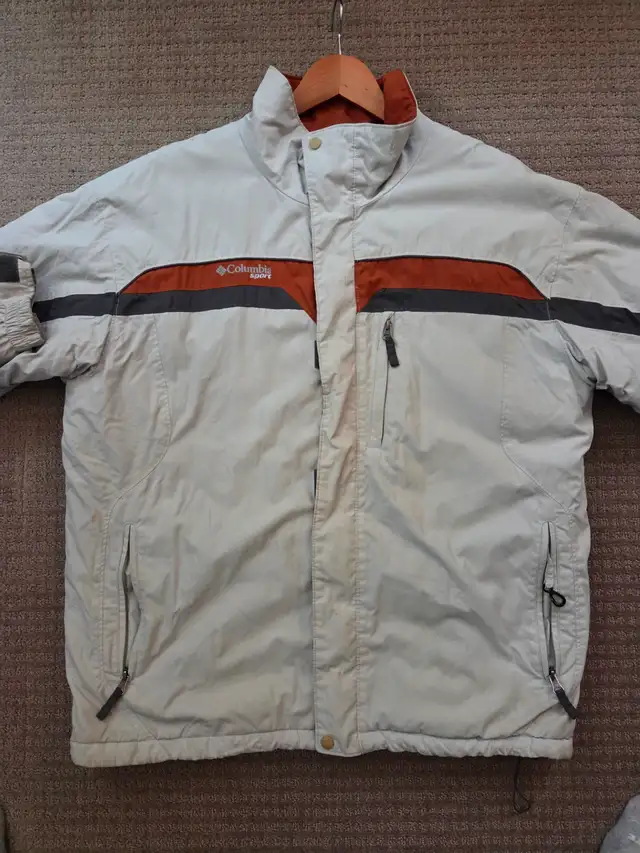 Columbia winter snowboard jacket (XL)