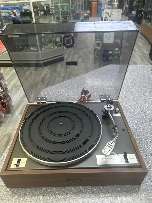 Pioneer PL-10 Turntable