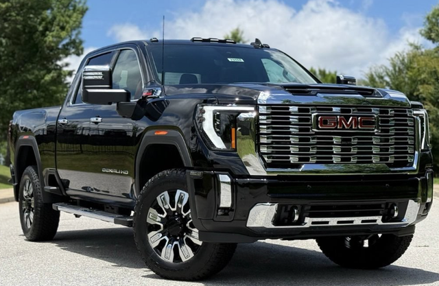 2026 GMC Sierra 2500 HD Denali Crew Cab