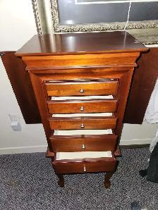 ANTIQUE JEWELRY CABINET BOWMANVILLE - Photo 6