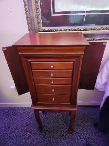 ANTIQUE JEWELRY CABINET BOWMANVILLE - Photo 10