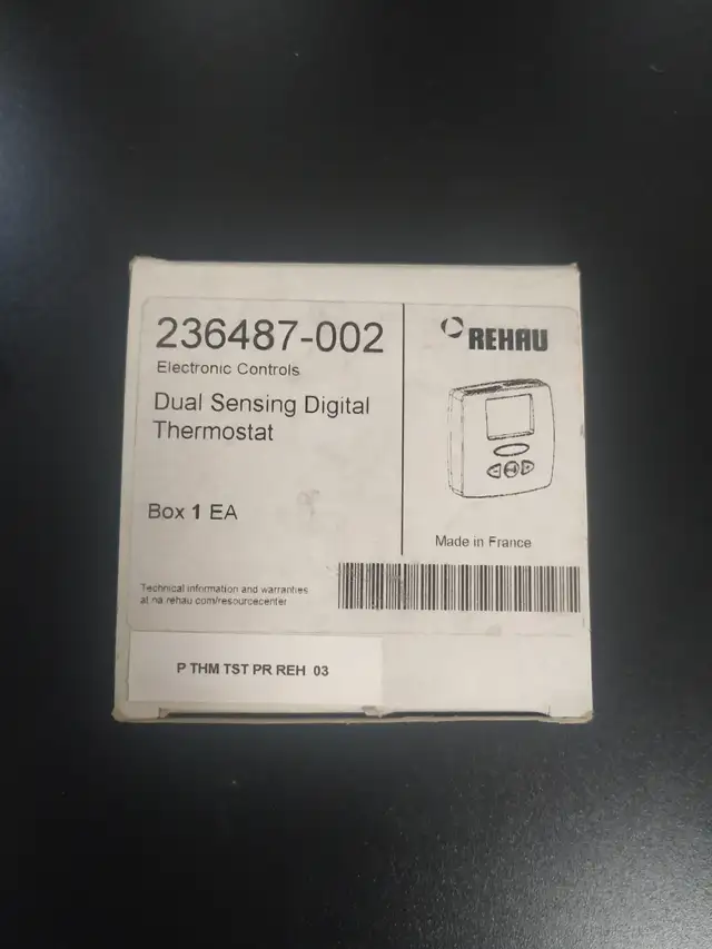REHAU 236487-002 Dual Sensing Digital Thermostat – Radiant Floor