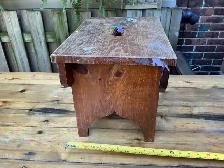 Vintage Wooden Strong & Sturdy Step Stool with Built-In Handle ! - Photo 5