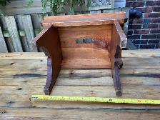 Vintage Wooden Strong & Sturdy Step Stool with Built-In Handle ! - Photo 7