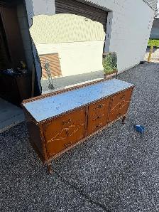 Free delivery antique Vintage Dresser with top marble - Photo 4