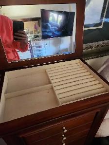 ANTIQUE JEWELRY CABINET BOWMANVILLE - Photo 3