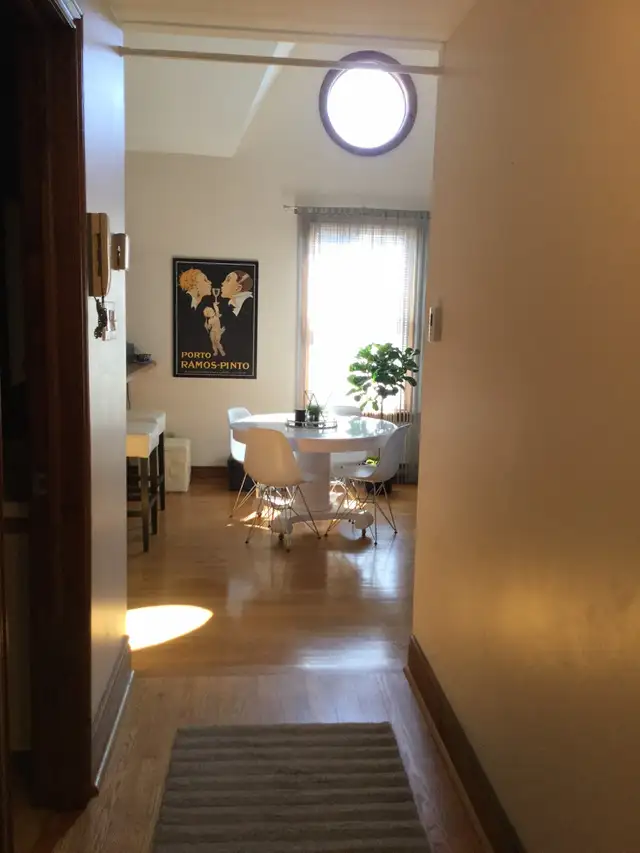 Bright, Open Concept, Two-level Apartment
