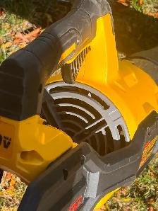 DEWALT 60V FLEXVOLT Cordless Leaf Blower - Photo 5