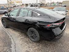 2026 Nissan Sentra SV - Photo 4