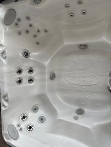 Huge 8 Adult Jacuzzi Hot Tub - 2009 Jacuzzi J280 - 44 Jets - Photo 2