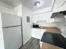 3½ Apartments for RentNear Montreal West Train Station: $1,100/ - Photo 8