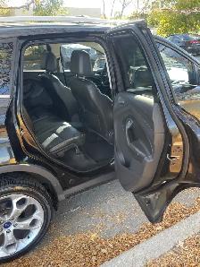 2013 Ford Escape TITANIUM  /  ONLY 129,000 KMS  /  PANO ROOF - Photo 8