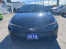 2019 Toyota Corolla Hatchback SE   6-SPEED MANUAL! - Photo 3
