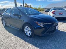 2019 Toyota Corolla Hatchback SE   6-SPEED MANUAL! - Photo 4
