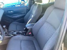 2019 Toyota Corolla Hatchback SE   6-SPEED MANUAL! - Photo 8