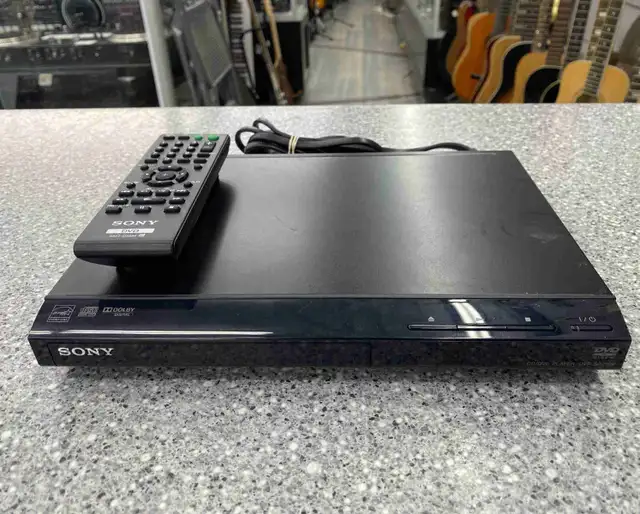 Sony DVP-SR210P DVD Player