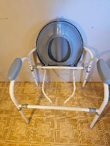 Commode/toilet - Photo 5
