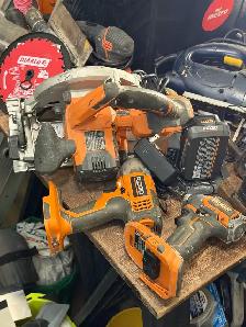 FINAL BLOWOUT YARD SALE TODAY SUNDAY $ 50 OR LESS $1 LOONIE - Photo 2