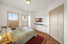 Luxury 1 bedroom   Den 1 bath condo - Photo 4