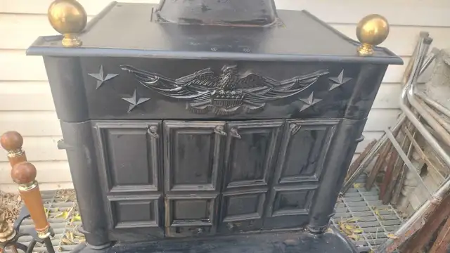 Franklin Wood Burning Fireplace 'Style'