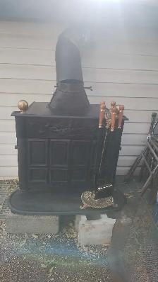 Franklin Wood Burning Fireplace 'Style' - Photo 3