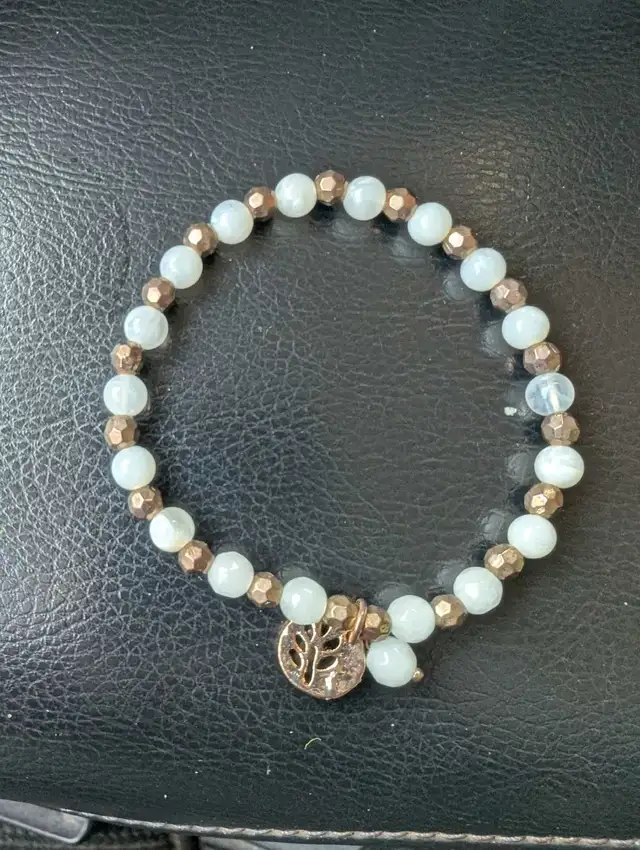 Beaded Stretch Bracelet with Tree Charm