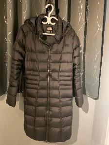 Manteaux hiver femme North Face et Simons