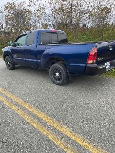 2014 Toyota Tacoma - Photo 2