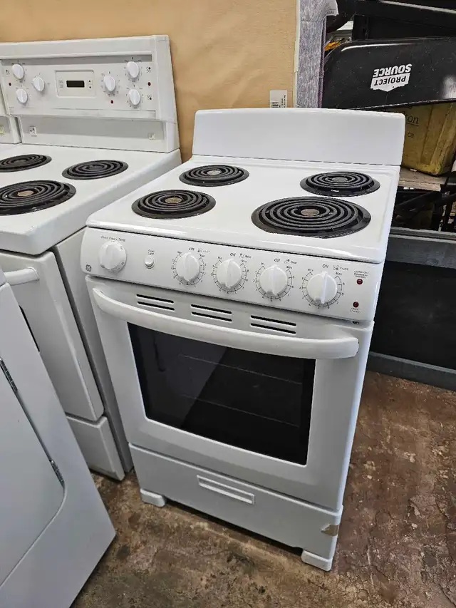 GE 24' STOVE  250