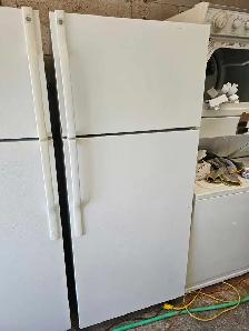 GE REFRIGERATOR  SALE