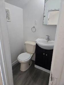 1 bedroom apartment on Elgin Ave - Photo 6