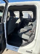2014 RAM 3500 Crewcab Dually Flatdeck 4x4 - Photo 6