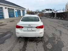 2014 Infiniti Q50S V6 3.7 gas, Low km,  Good service history - Photo 7
